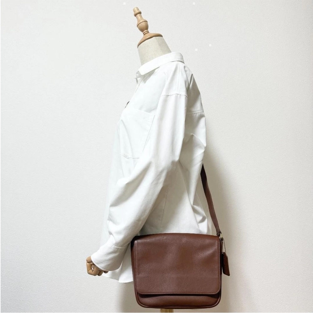 Coach Tan Leather Men's Messenger Bag Unisex - Picture 2 of 11